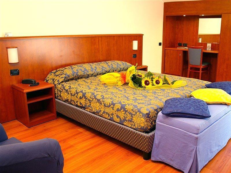 Hotel Postumia Dossobuono Exteriér fotografie