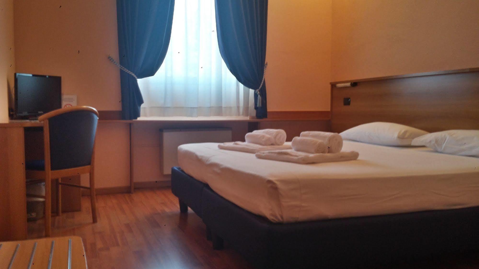 Hotel Postumia Dossobuono Exteriér fotografie