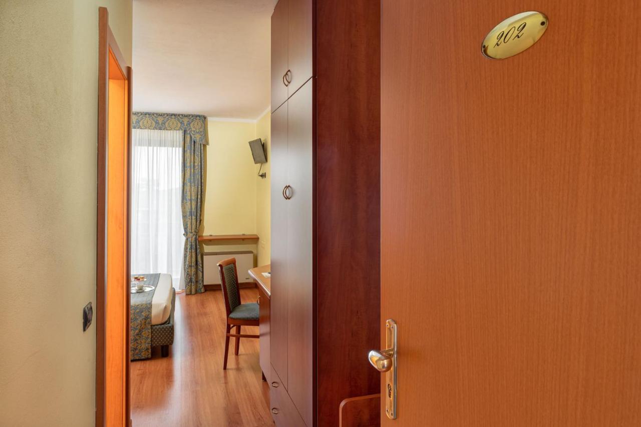 Hotel Postumia Dossobuono Exteriér fotografie